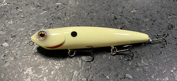 Teckel Kicknocker hollow-body fishing lure - side view